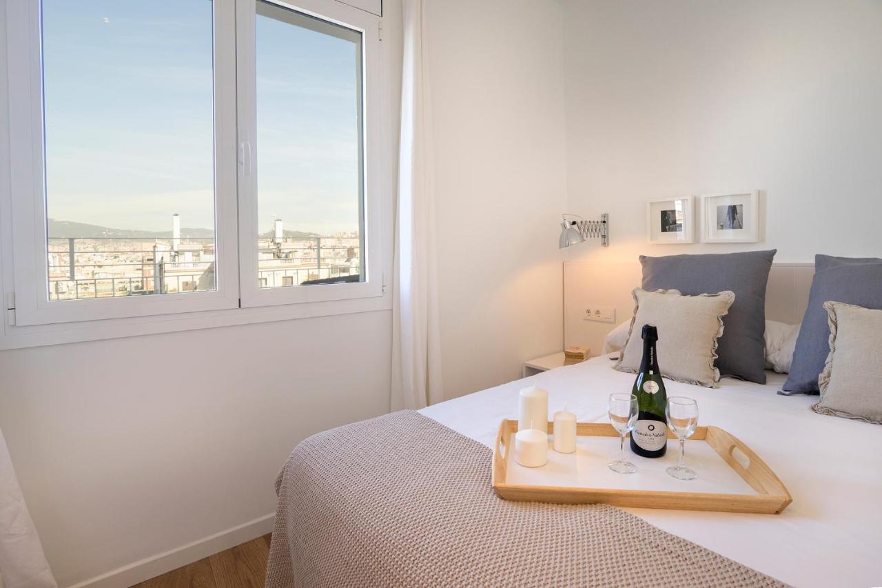 Friendly Rentals Gran Via Barcelona Exterior photo